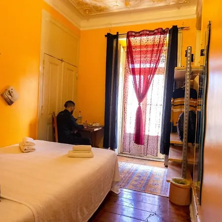 بيت شباب Angels